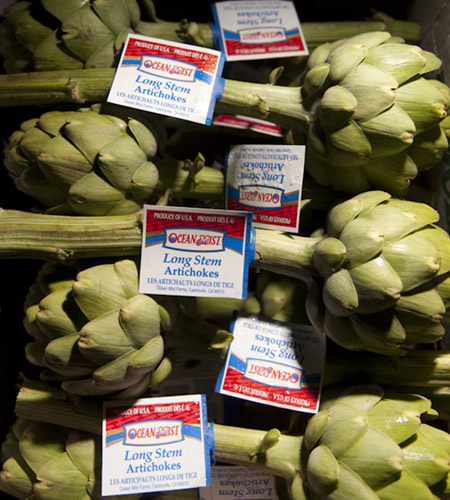 Packed artichokes